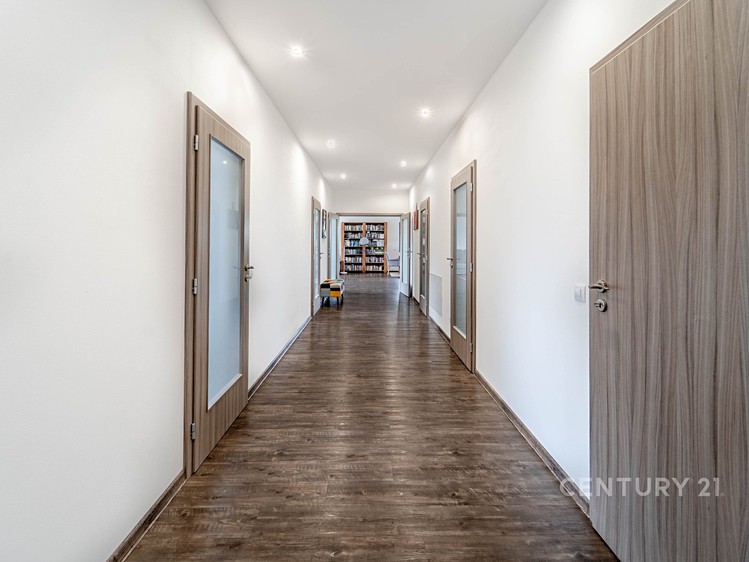 Prodej domu, 417 m² (16 z 46)
