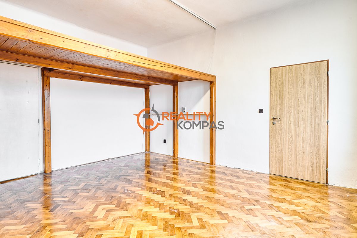 Pronájem bytu 3+kk 76 m² – fotografie 3
