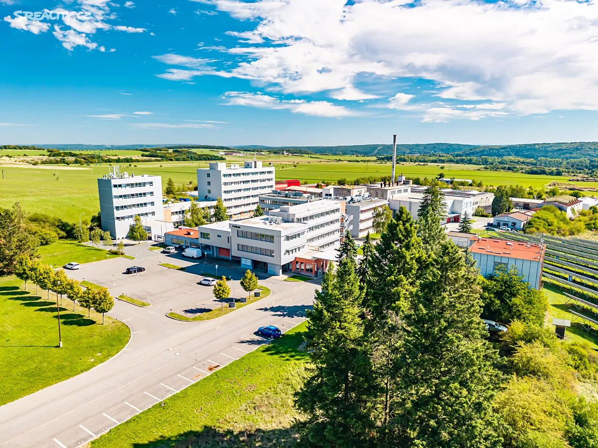Pronájem kanceláře 422 m², Mníšek pod Brdy