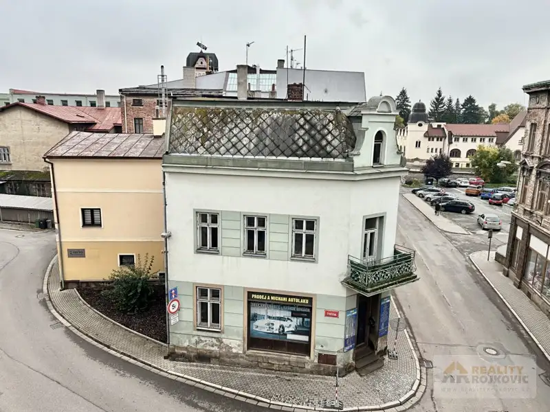 Prodej vícegeneračního domu 315 m², pozemek 235 m², Broumov – náhled fotky 2