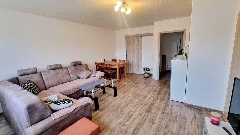 Prodej rodinného domu 140 m², pozemek 278 m² – fotografie 5