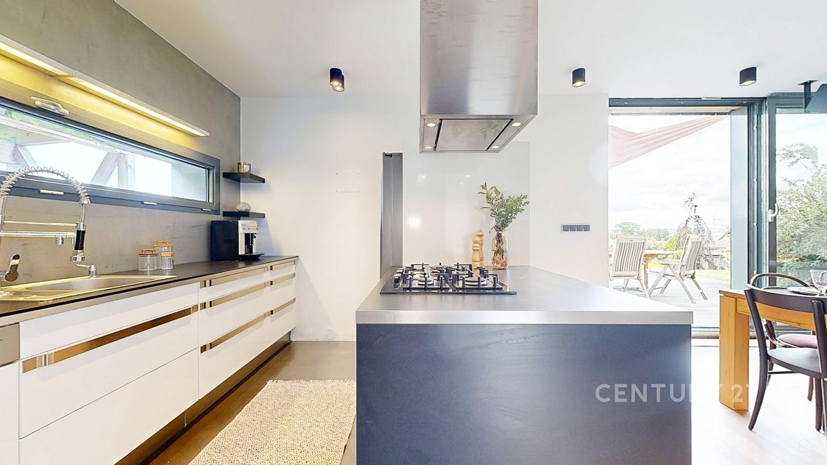 Prodej rodinného domu 183 m², pozemek 6850 m² – fotografie 5