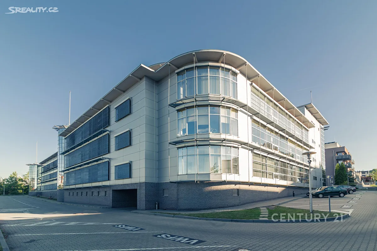 Pronájem kanceláře 188 m², Praha