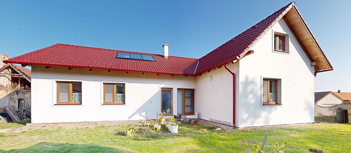 Prodej rodinného domu 121 m², pozemek 1546 m² – fotografie 3