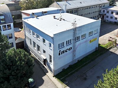 Prodej kanceláře 1600 m²