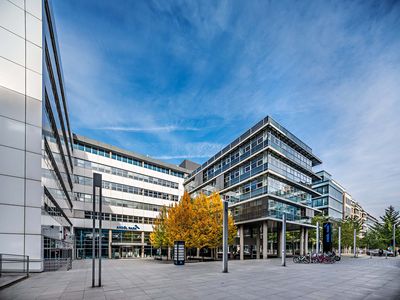 Pronájem kanceláře 646 m²