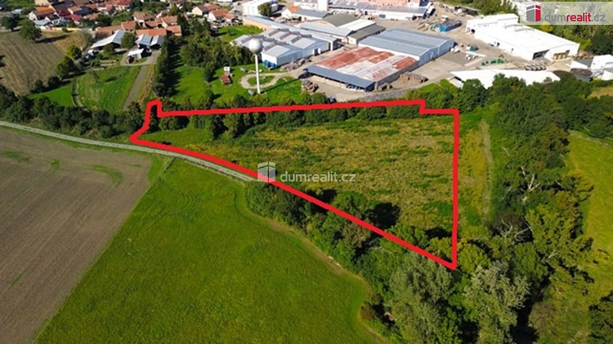 Prodej komerčního pozemku 8386 m², Podivín – fotka 1 z 3