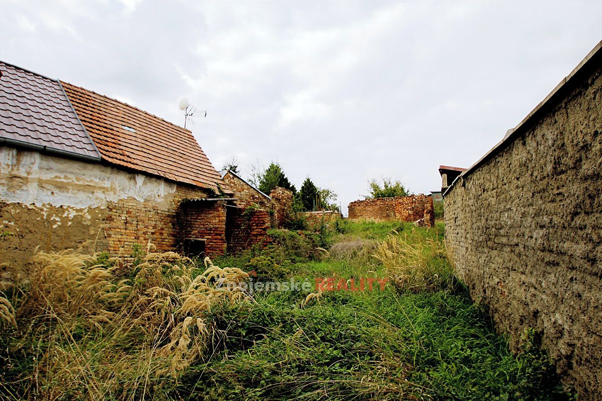 Prodej stavebního pozemku 471 m², Hodonice – fotka 1 z 3