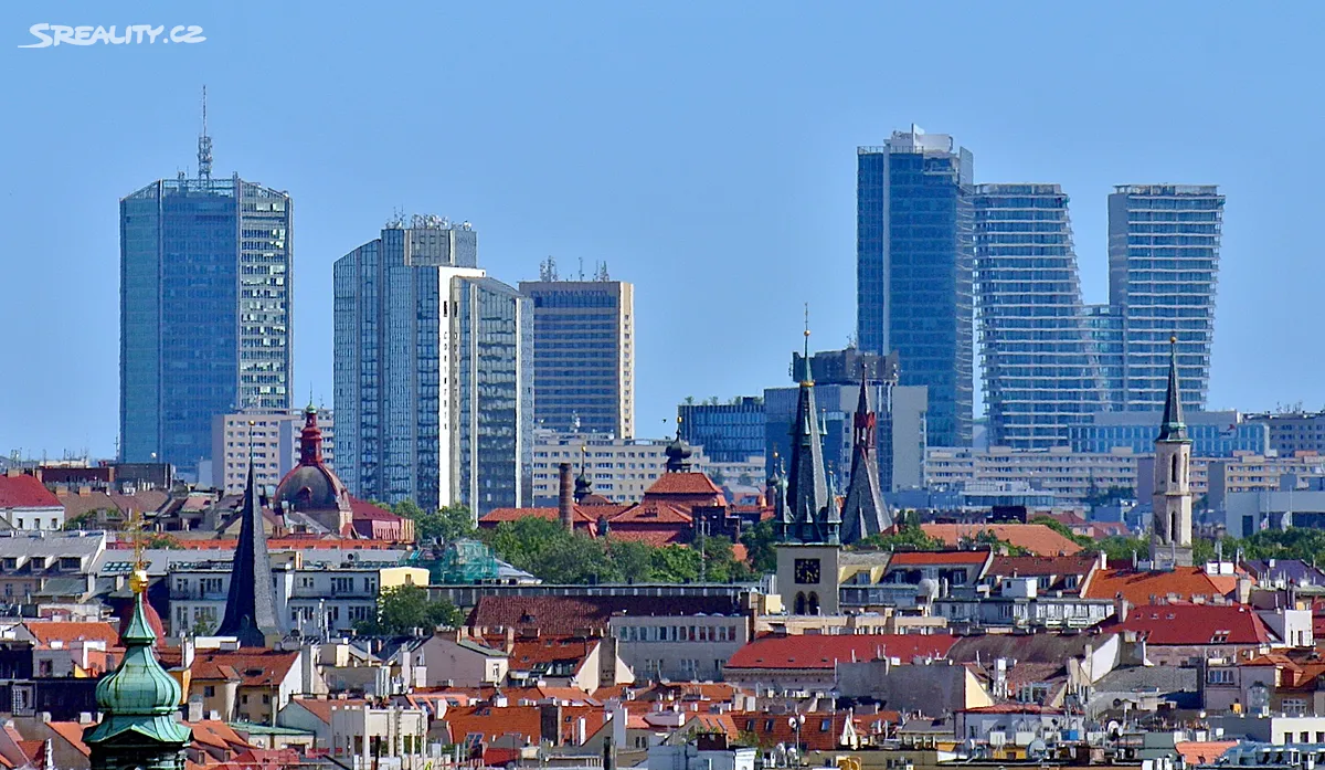 Pronájem kanceláře 500 m², Praha