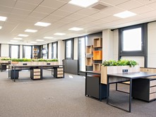 Pronájem kanceláře 1 775 m²