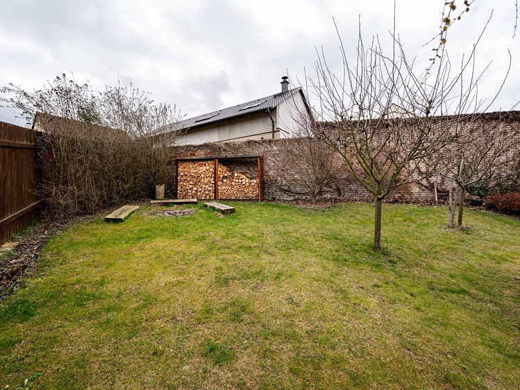 Prodej domu, 231 m² (34 z 54)