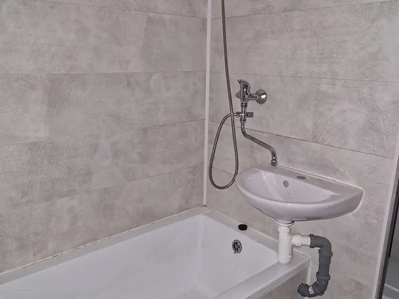Pronájem bytu 1+1 37 m², Chomutov – náhled fotky 1