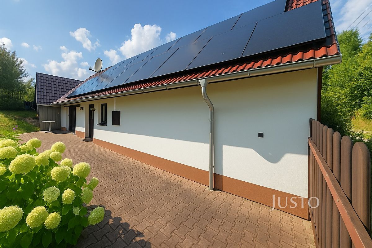 Prodej rodinného domu 61 m², pozemek 512 m² – fotografie 2