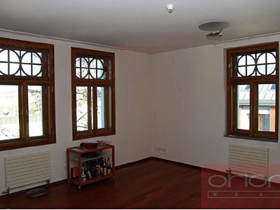 Pronájem bytu 4+1 211 m²