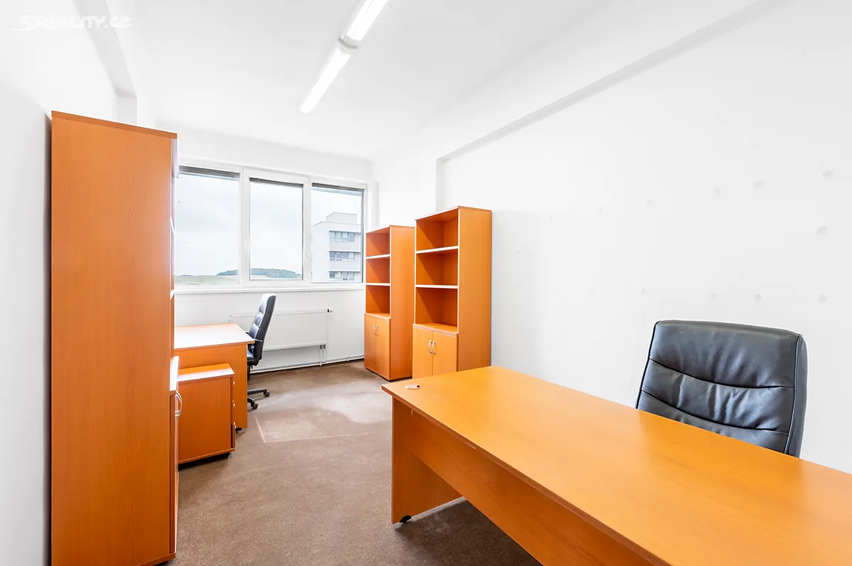 Pronájem kanceláře 68 m² – pohled 5