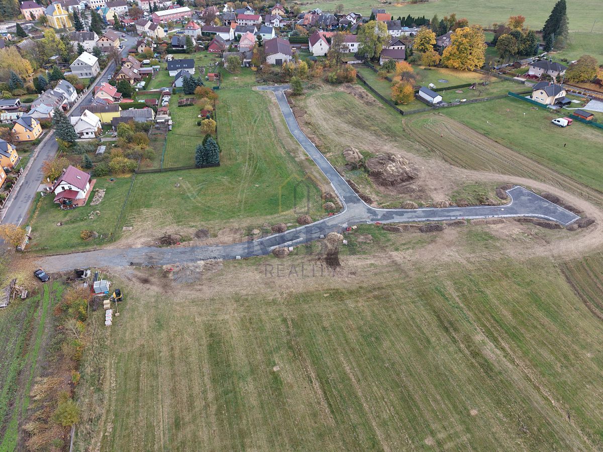 Prodej stavebního pozemku 1000 m² – fotografie 5