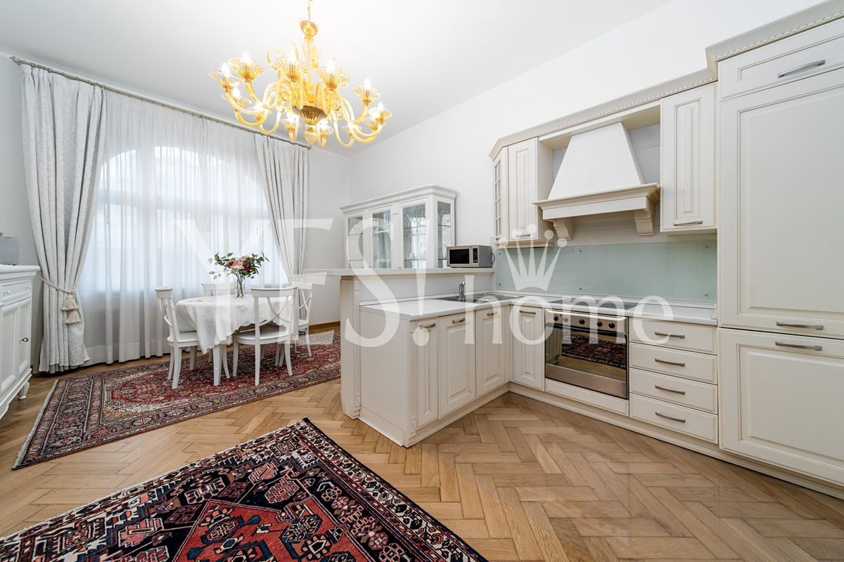 Pronájem bytu 3+kk 79 m²