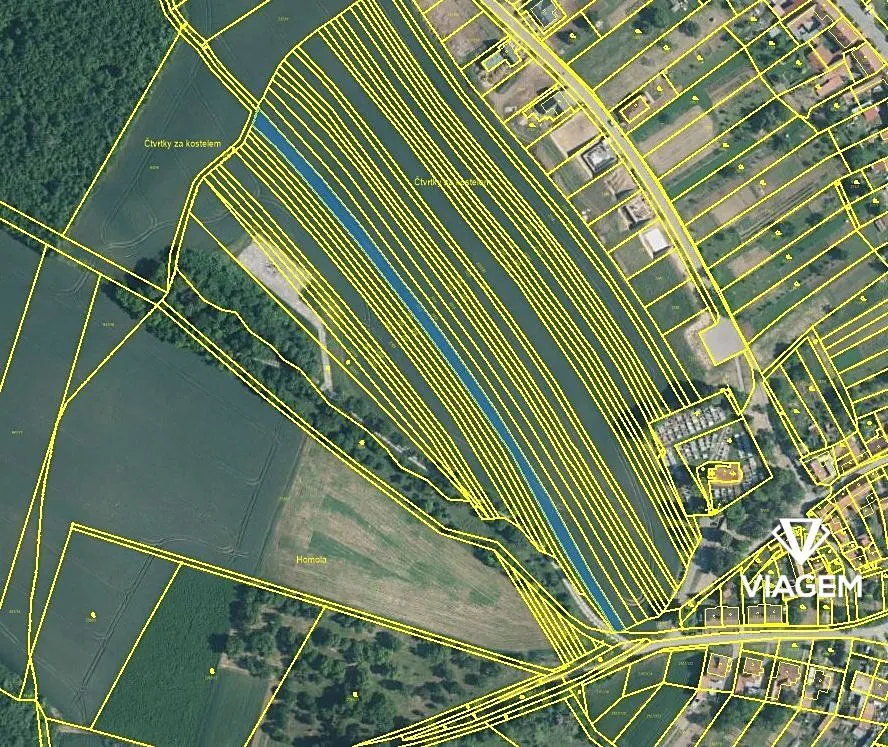 Prodej podílu 1/10 pole 225 m²
