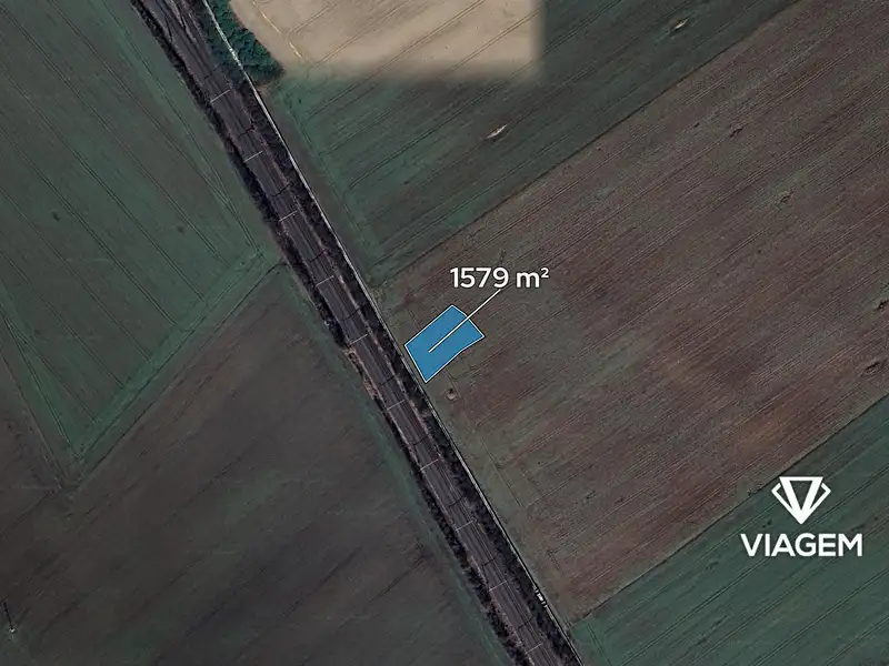 Prodej pole 1579 m², Horní Počaply – náhled fotky 2