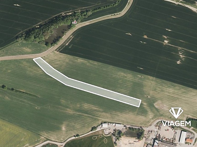 Prodej pozemku, 1 060 m² (1 z 4)