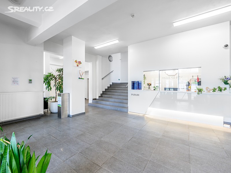 Pronájem kanceláře 68 m², Mníšek pod Brdy