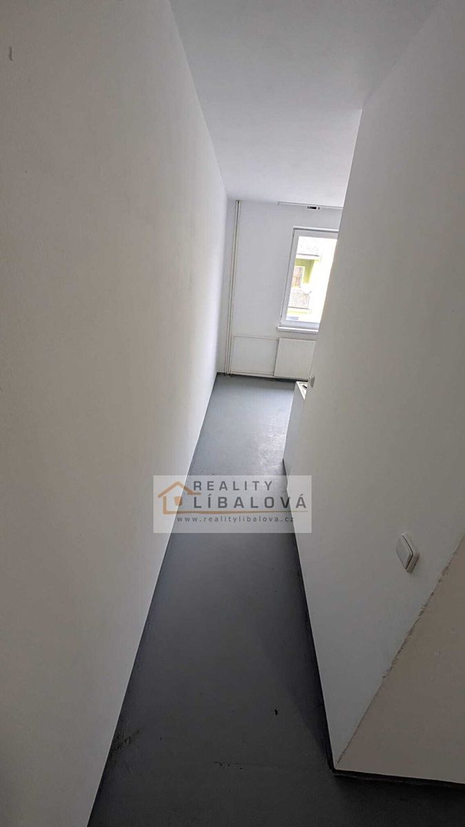 Pronájem bytu 2+1 80 m² – fotografie 5