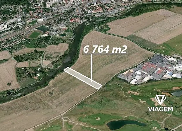 Prodej pole 6764 m², Praha – náhled fotky 1
