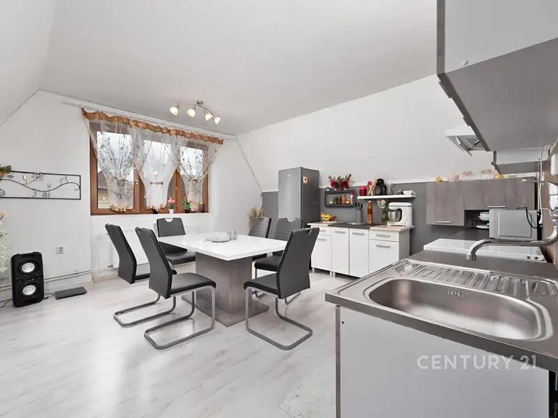 Prodej bytu 3+1 133 m², Šumperk – náhled fotky 1