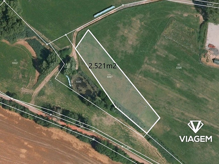 Prodej pozemku, 840 m² (1 z 3)