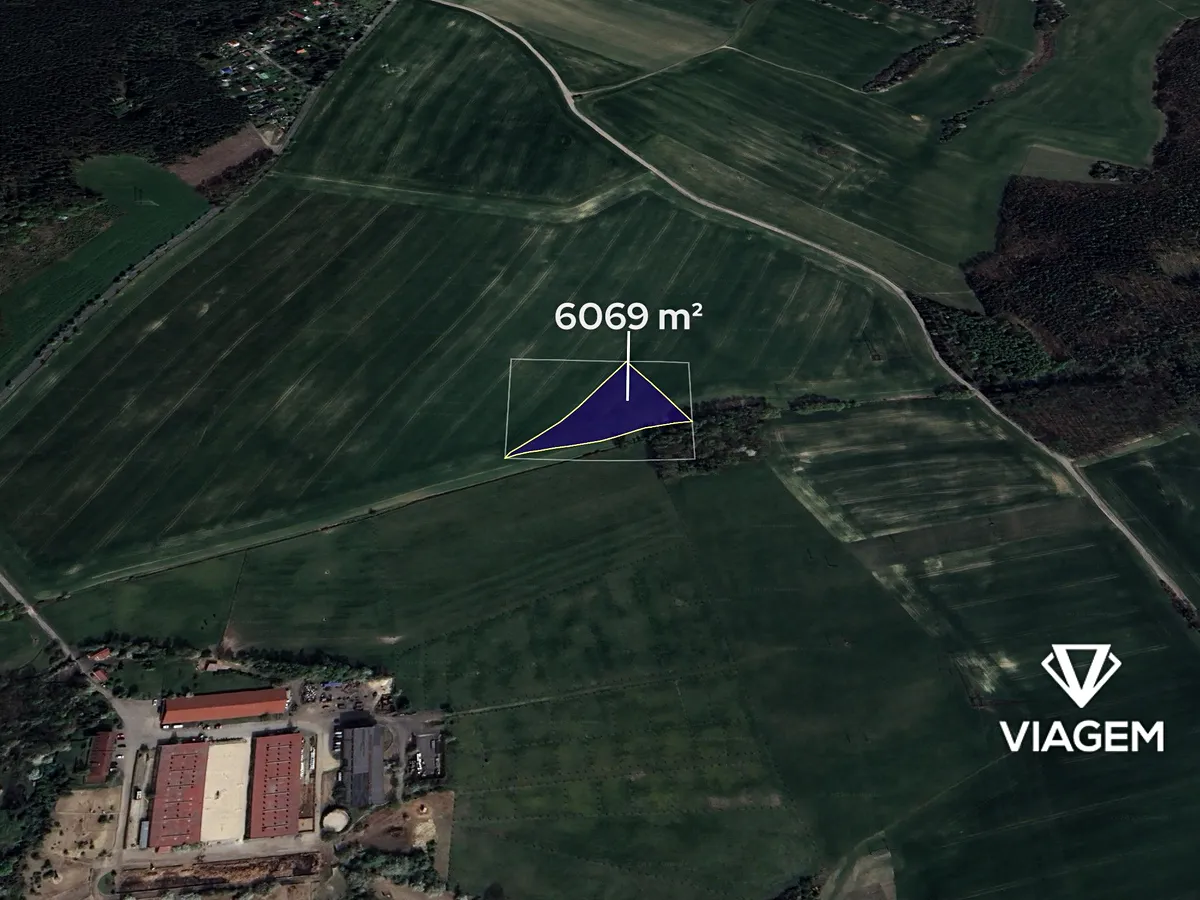 Prodej podílu 1/2 pole 3034 m²