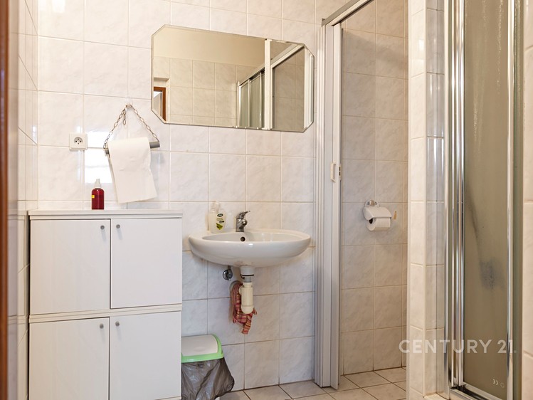Комерційне приміщення в оренду, 82 м² (7 з 20)
