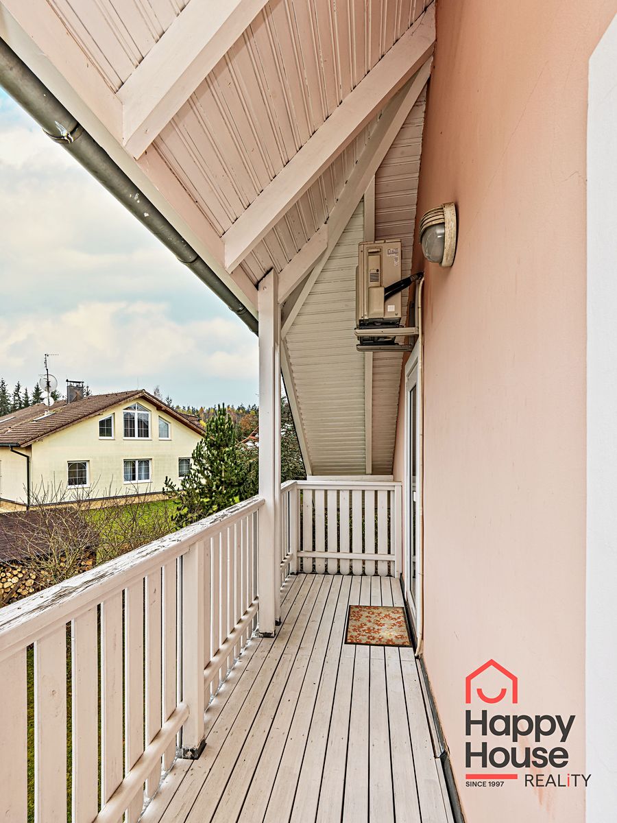 Prodej rodinného domu 180 m², pozemek 576 m² – fotografie 4