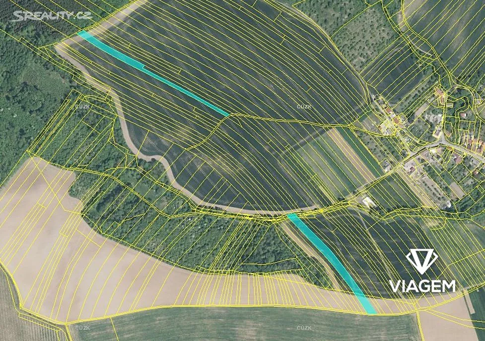 Prodej podílu 5/48 pole 896 m² – pohled 3