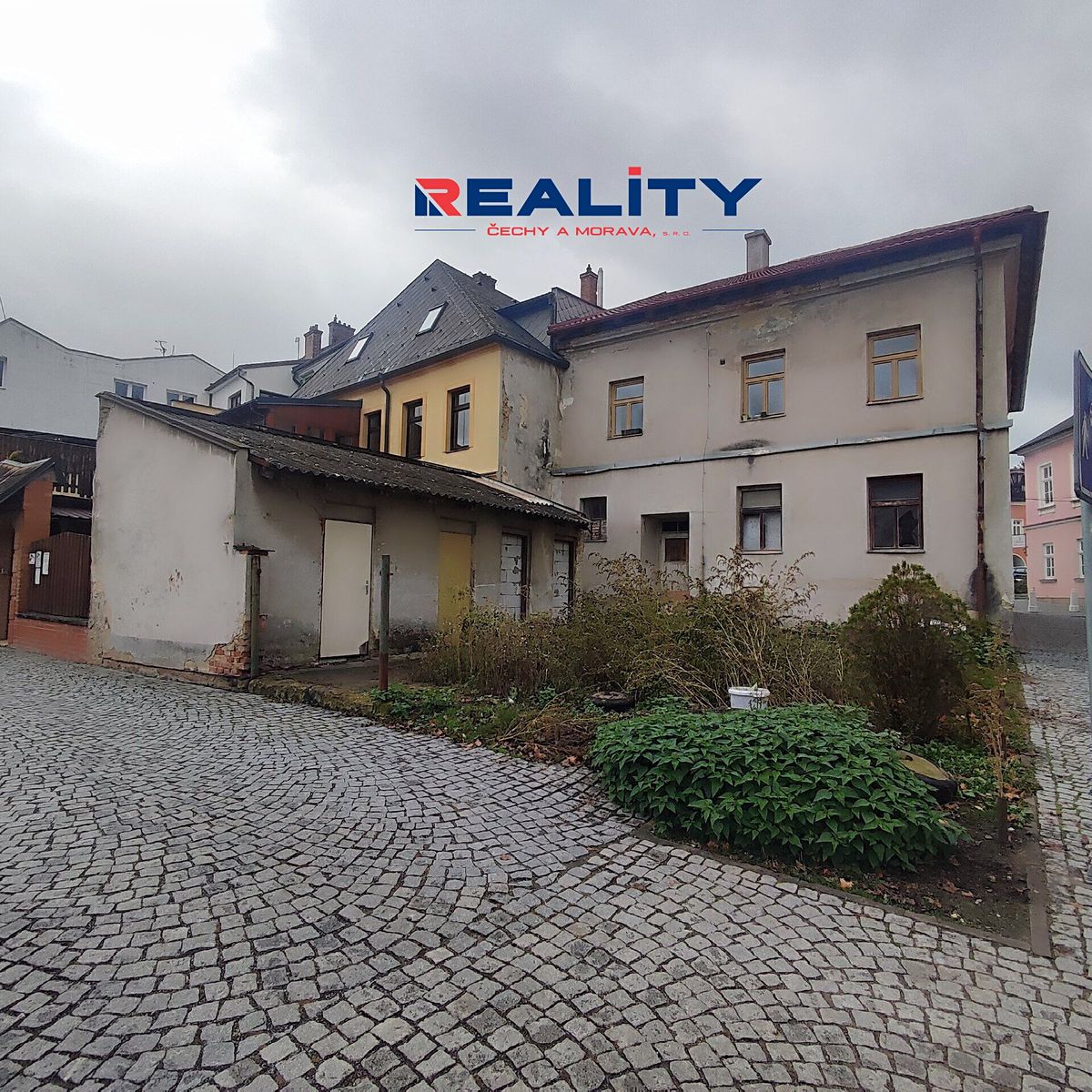 Prodej rodinného domu 180 m², pozemek 300 m² – fotografie 3