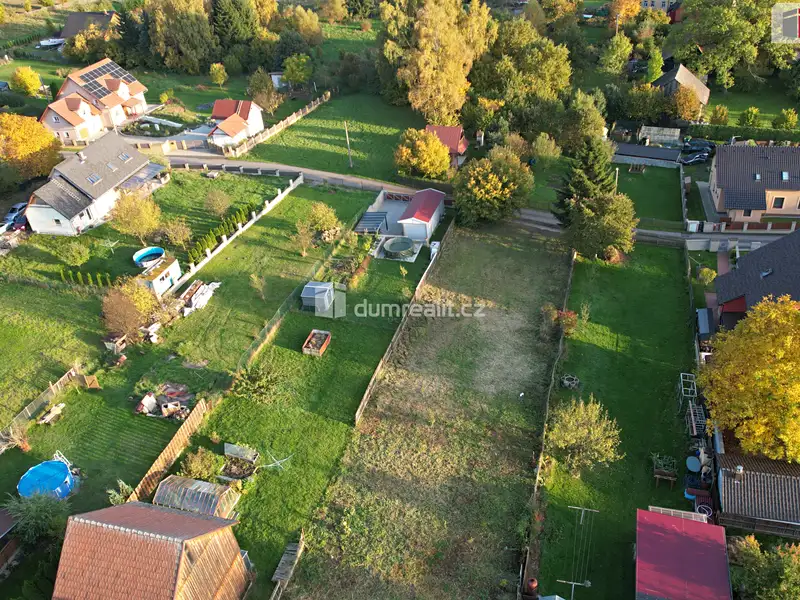 Prodej stavebního pozemku 917 m², Veselé – náhled fotky 2