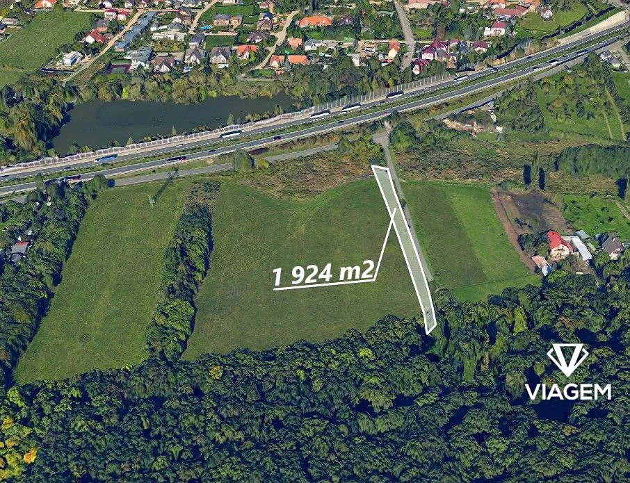 Prodej pole 1924 m²