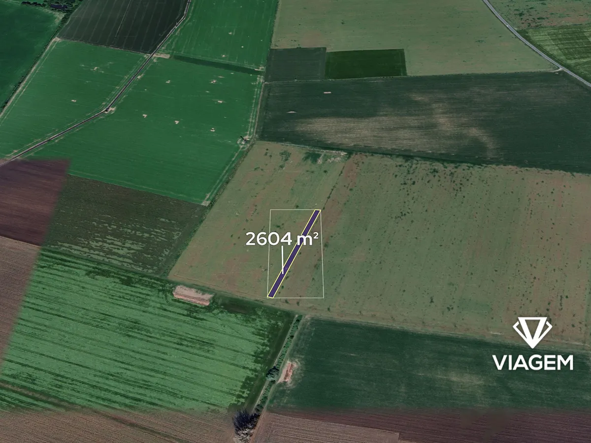 Prodej podílu 1/8 pole 325 m²