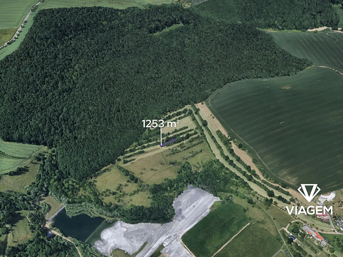 Prodej podílu 1/4 pole 313 m²