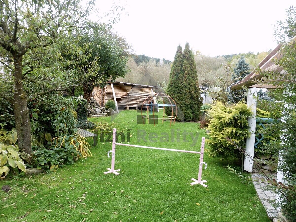 Prodej rodinného domu 500 m², pozemek 2856 m² – fotografie 5