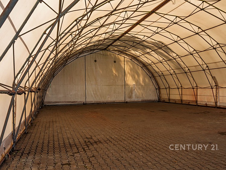 Pronájem komerčního prostoru, 270 m² (5 z 13)