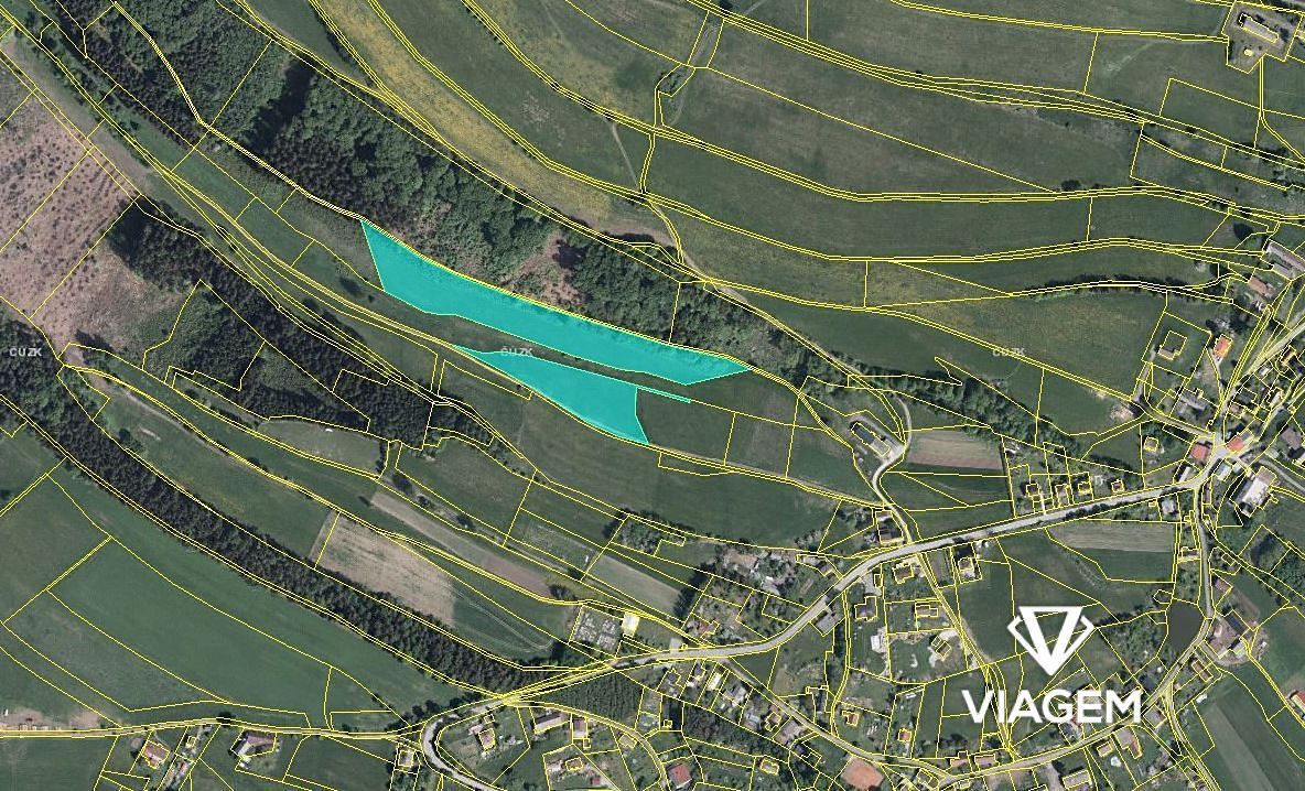 Prodej pole 21336 m²