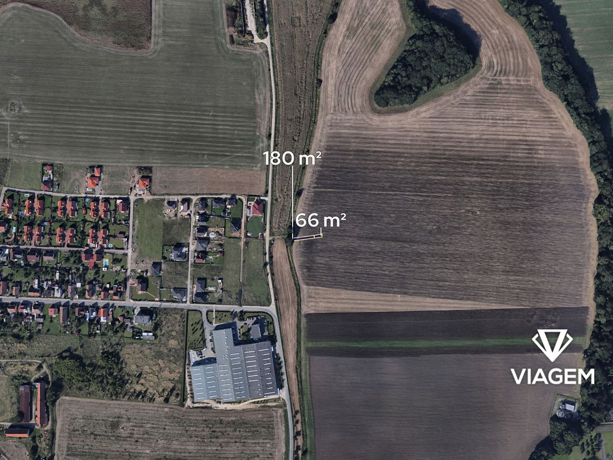 Prodej pole 976 m² – fotografie 2