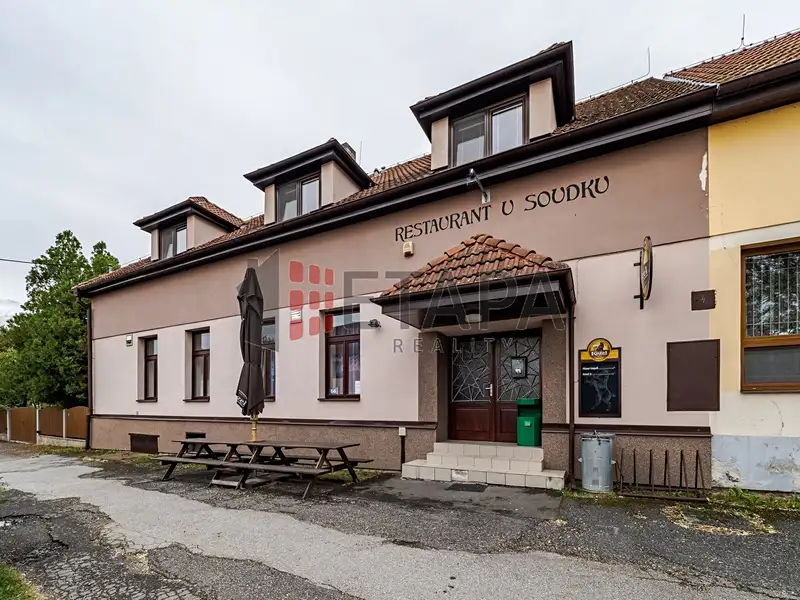 Prodej ubytovacího zařízení 382 m², Ražice – náhled fotky 1