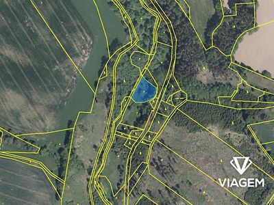 Prodej pole 1561 m²
