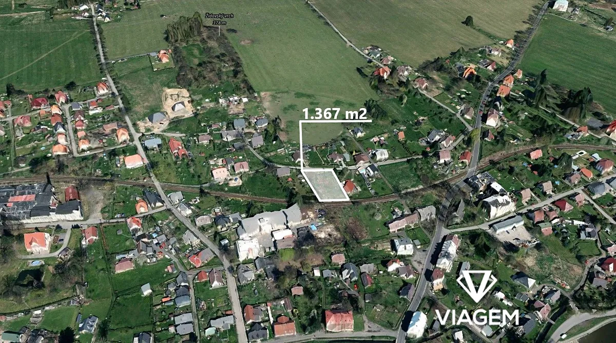 Prodej stavebního pozemku 1367 m²