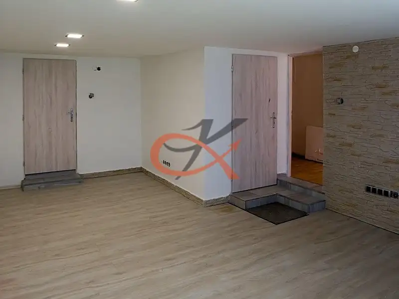 Prodej rodinného domu 200 m², pozemek 1550 m², Trojanovice – náhled fotky 3