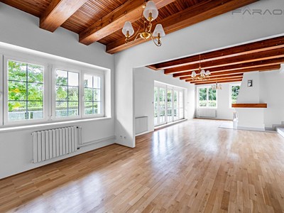 Pronájem kanceláře 350 m² — photo 3