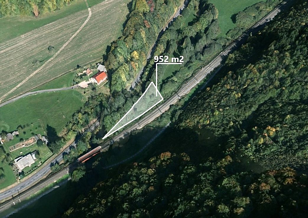 Prodej pole 952 m²