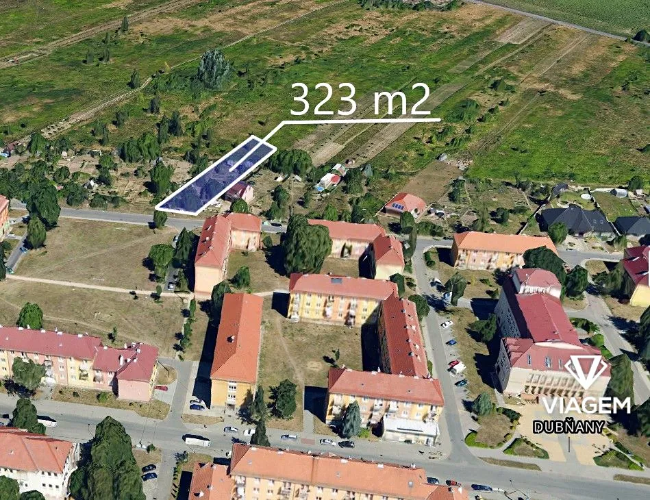 Prodej podílu 1/4 stavebního pozemku 80 m²