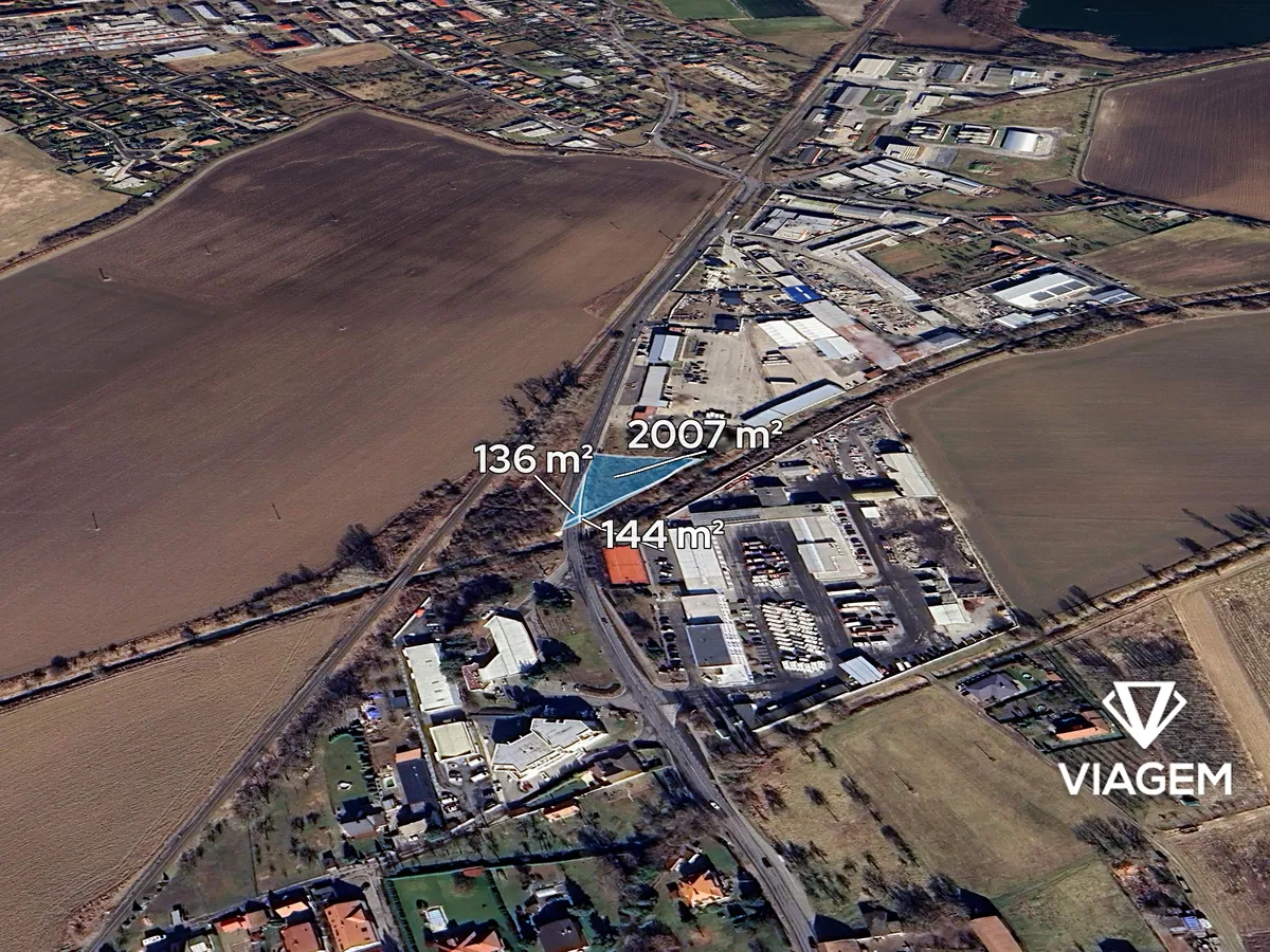 Prodej podílu 1/11 pole 194 m²